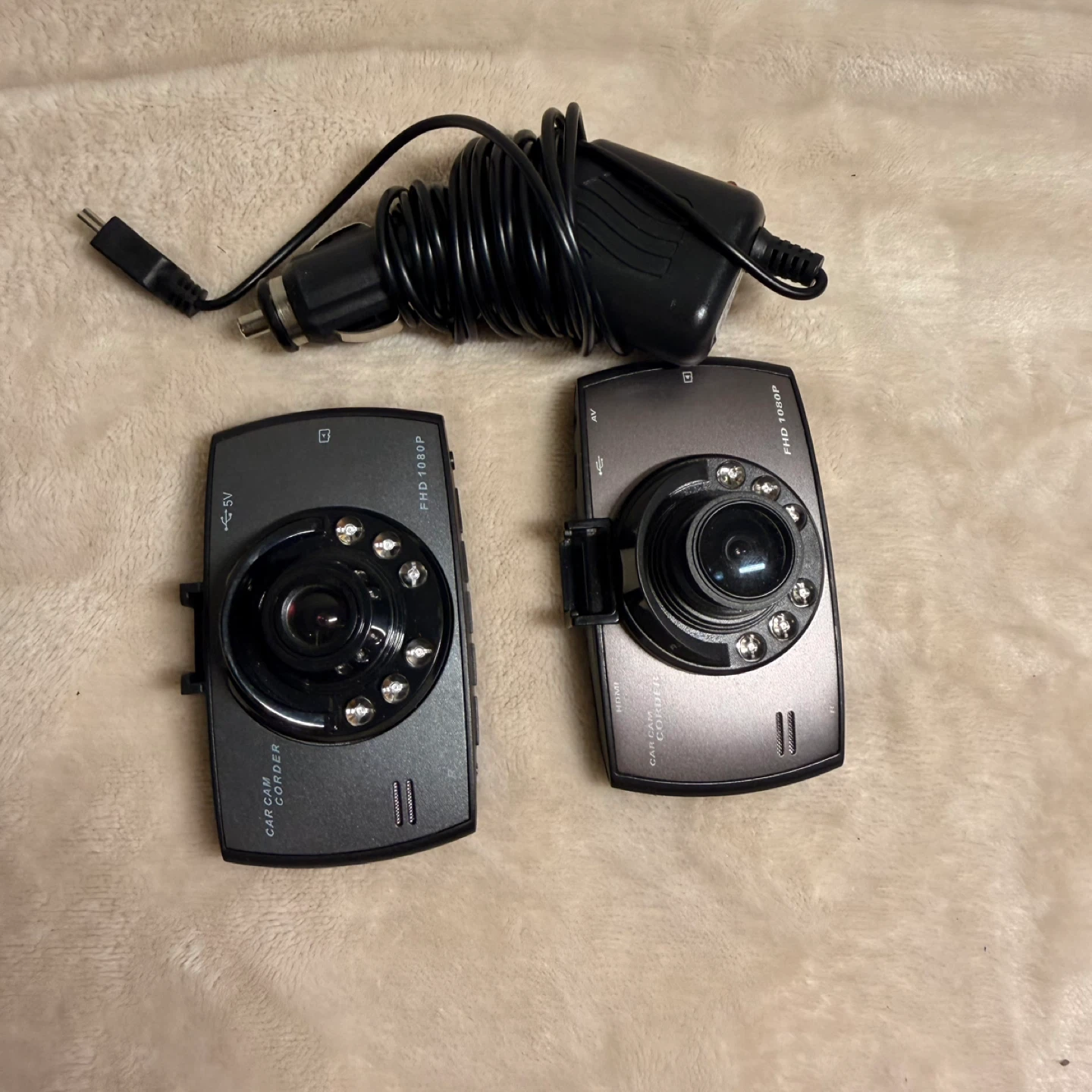 2x FHD 1080p Car Dash Cams with Car Charger