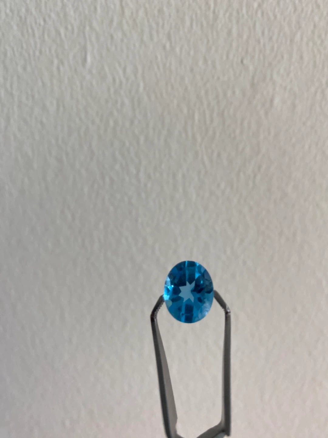 Blue Topaz Gemstone - 5.48 ct - Oval Cut - photo 4
