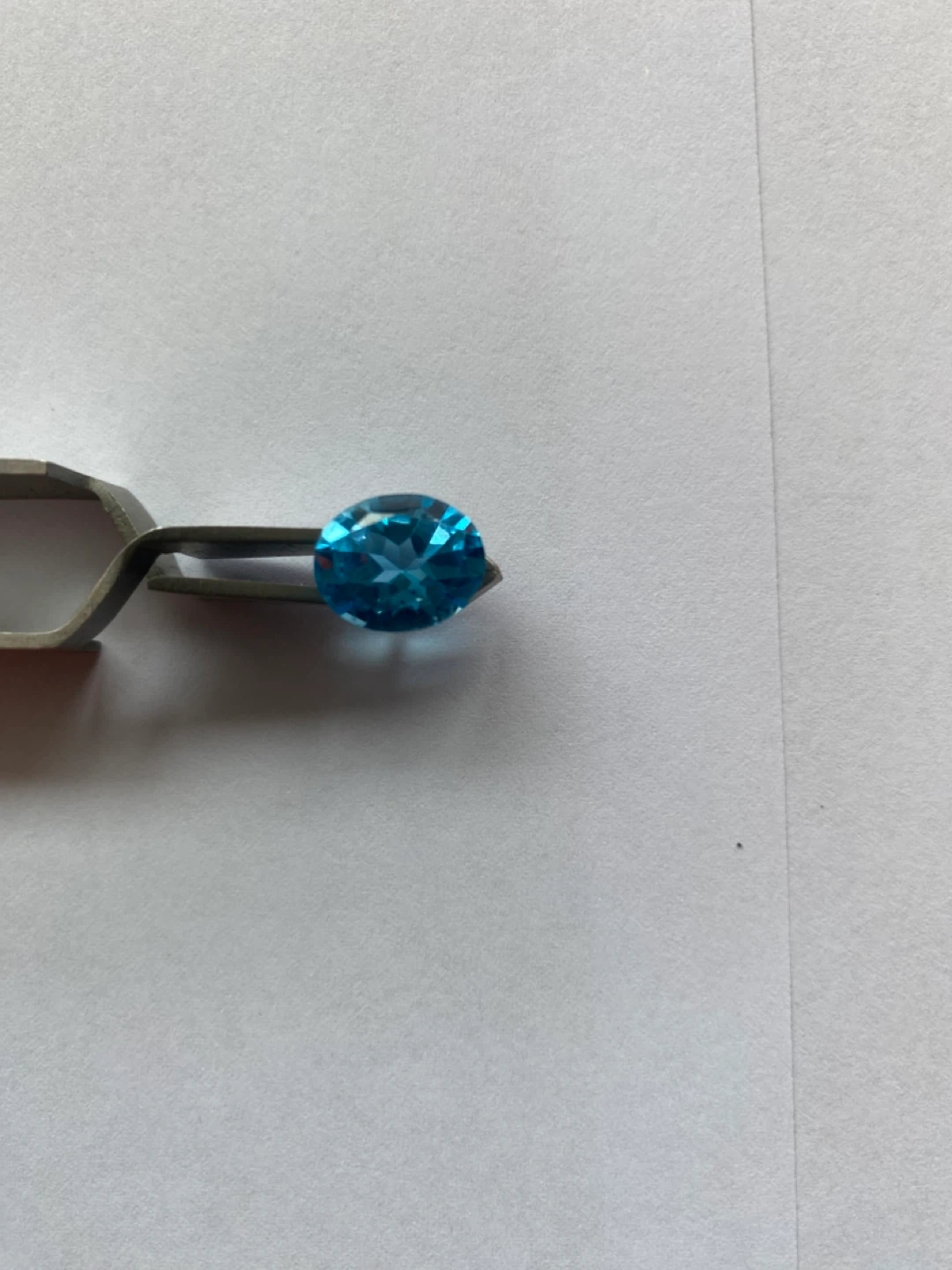 Blue Topaz Gemstone - 5.48 ct - Oval Cut - photo 2