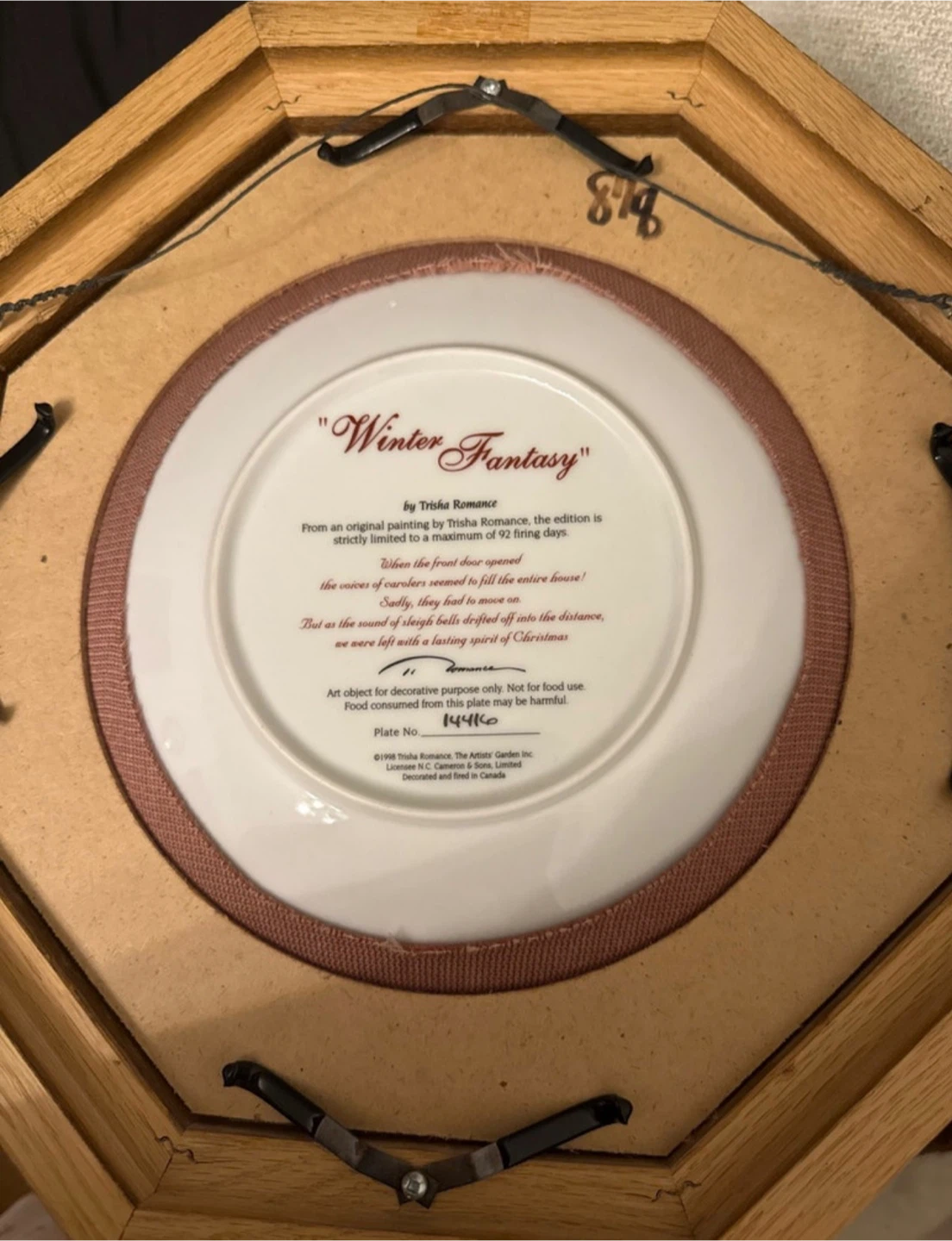 Trisha Romance "Winter Fantasy" Decorative Plate - photo 2