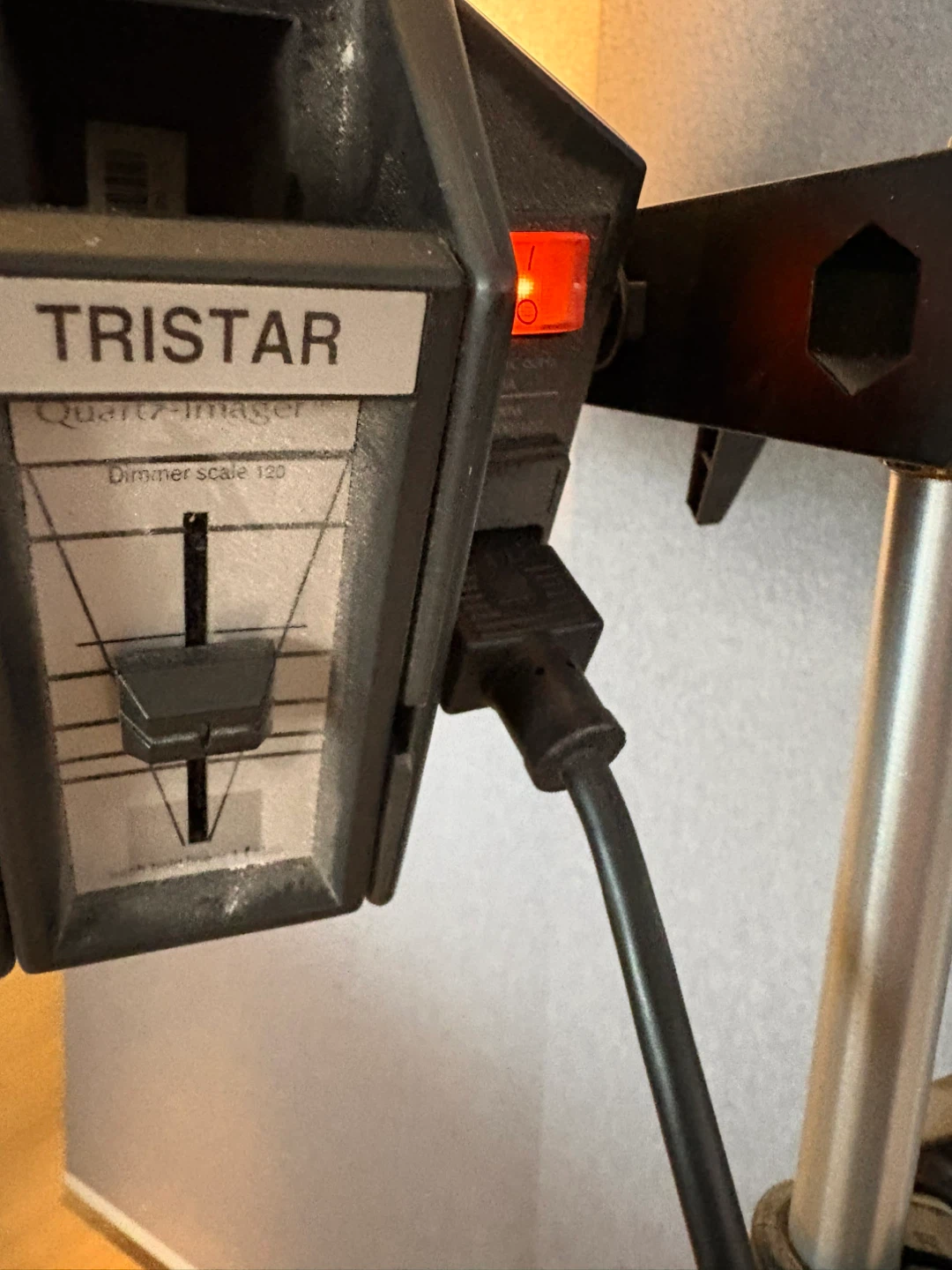 Tristar Quartz Imager Lighting with light  umbrella