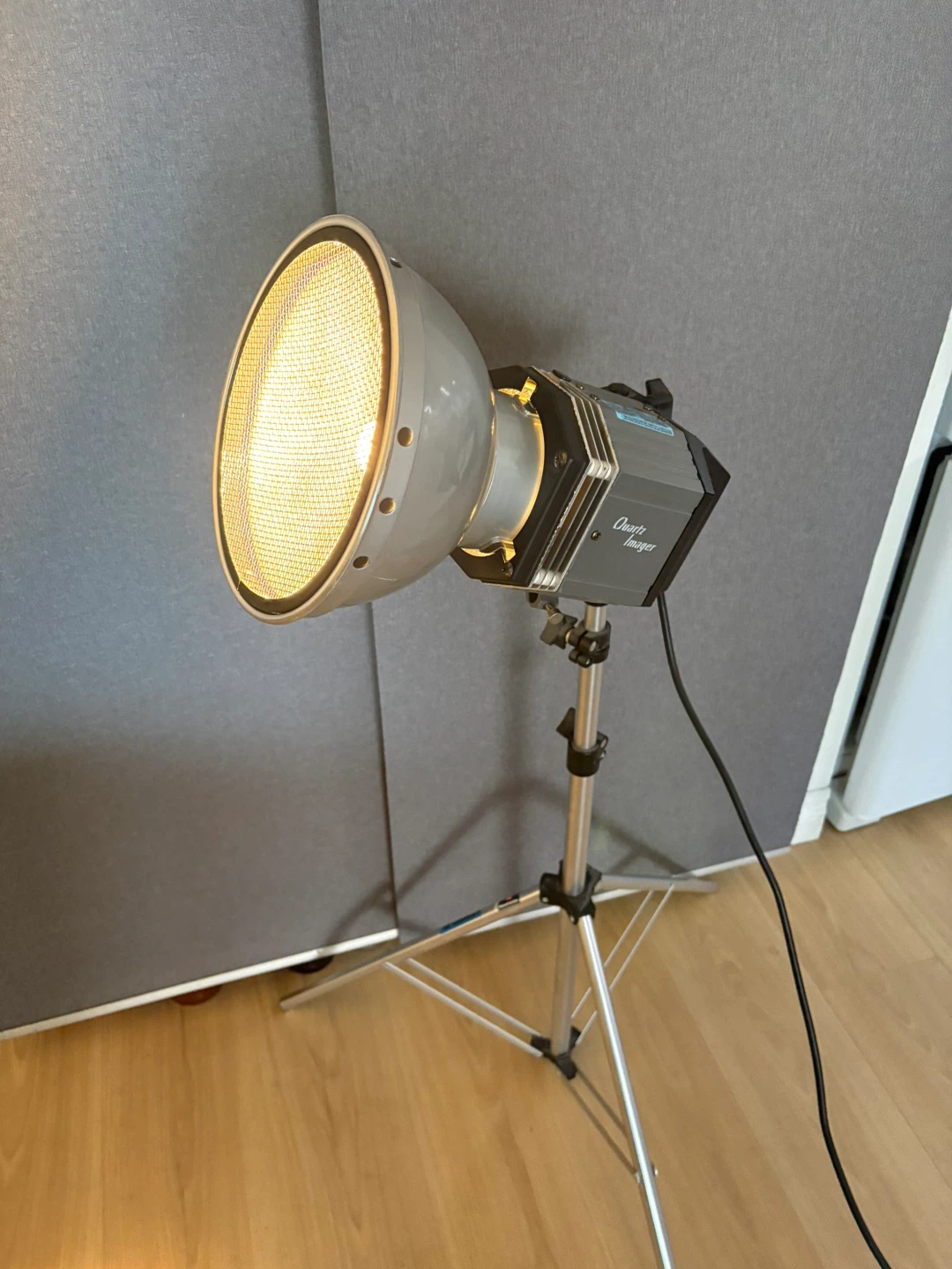 Tristar Quartz Imager Lighting with light  umbrella - photo 2