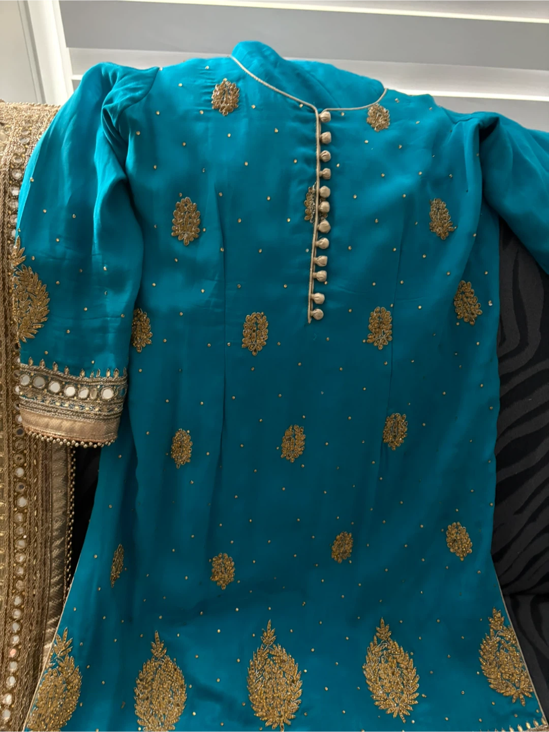 Teal and Gold Embroidered Kurti with Dupatta - photo 2