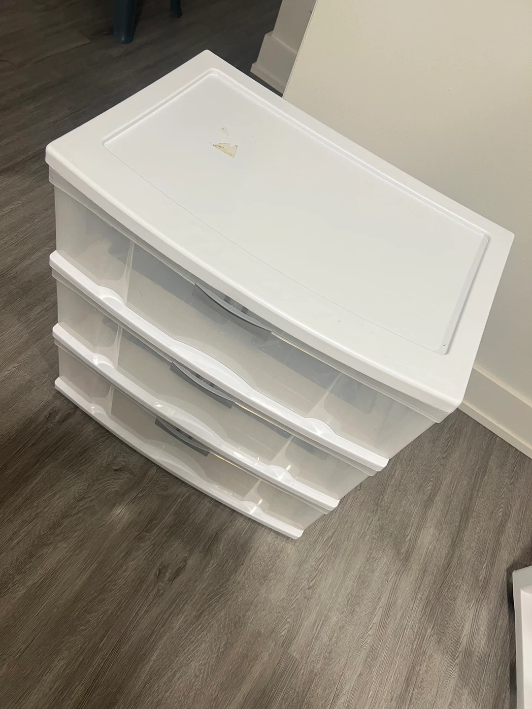 White 3-Drawer Plastic Storage Unit - photo 4