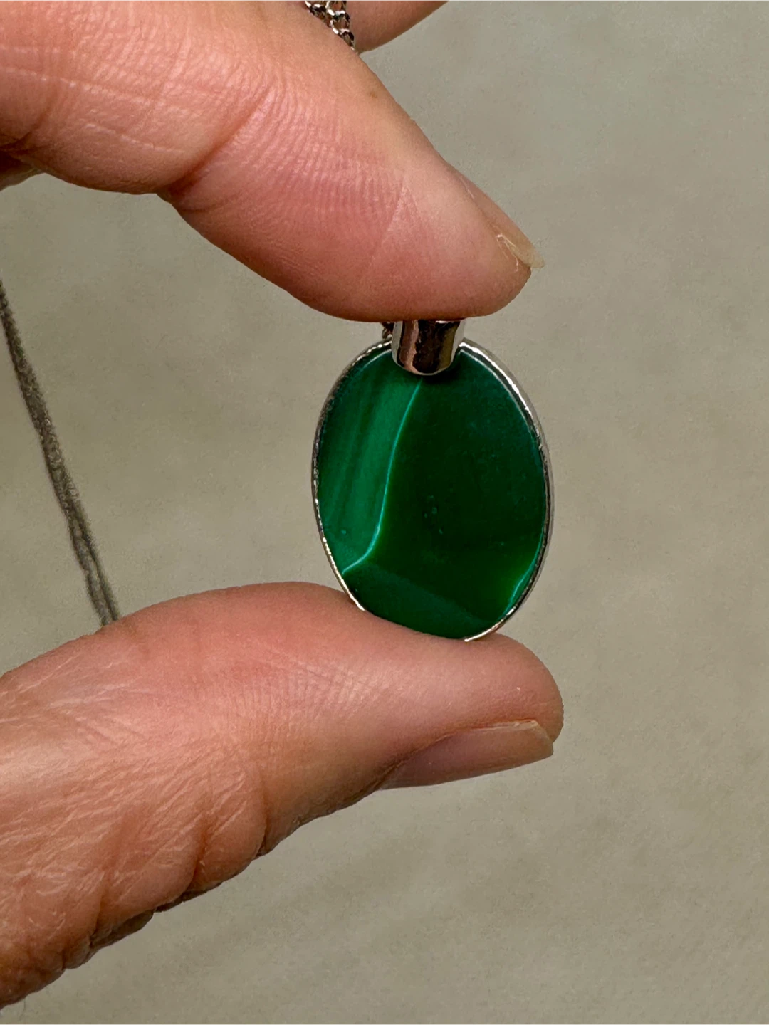 Malachite Oval Pendant Necklace - photo 4