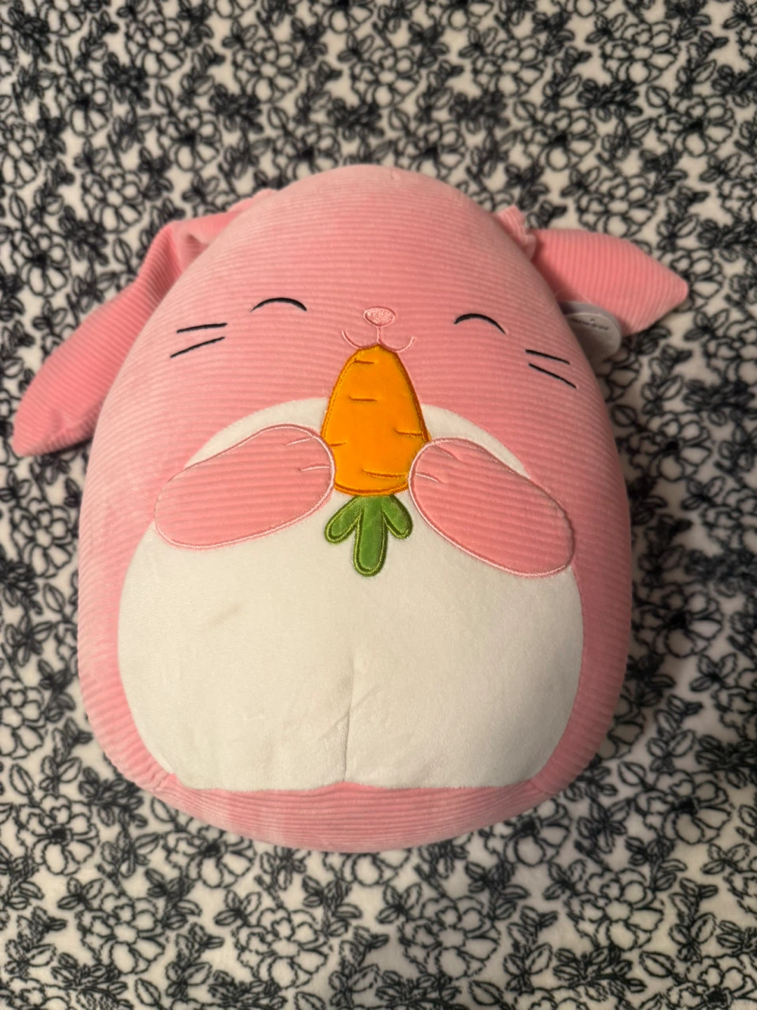 Squishmallows Pink Bunny Plush with Carrot - photo 2