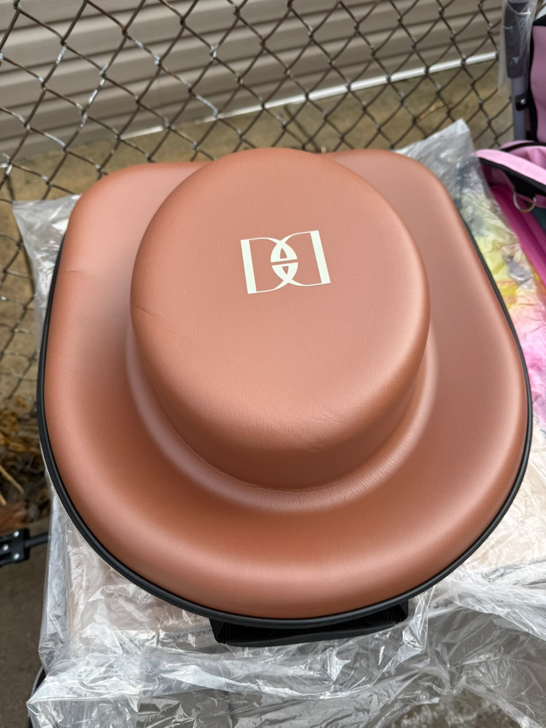 Cowboy hat storage case