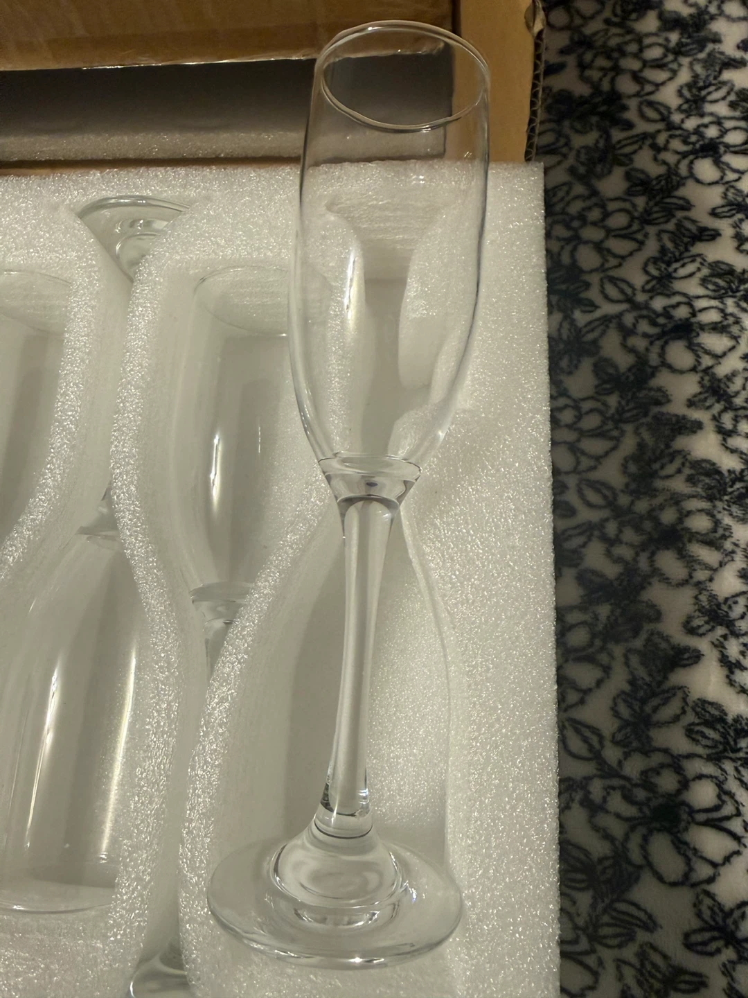 Set of 12 Clear Champagne Glass