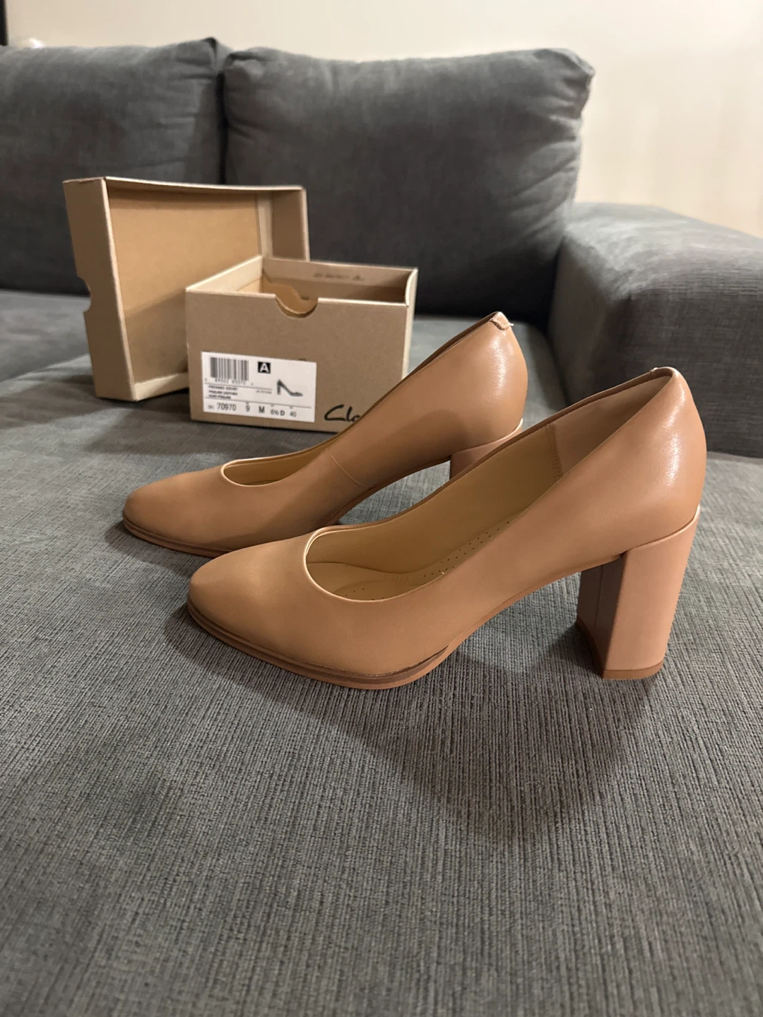 Clarks Women's Praline Leather Heeled Shoes Size 9 - photo 2