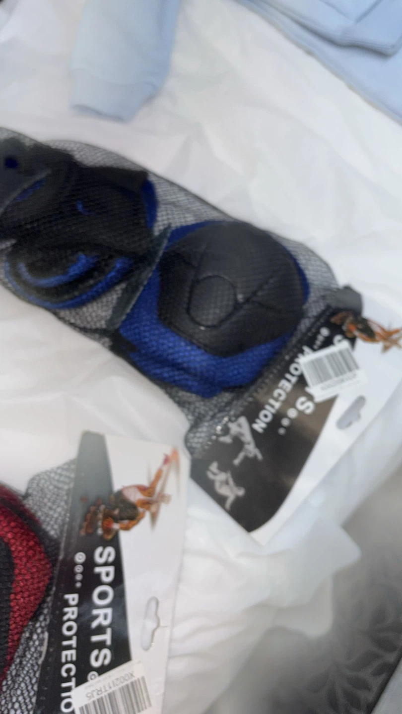Sports Protection Helmet and Pads Set - photo 3