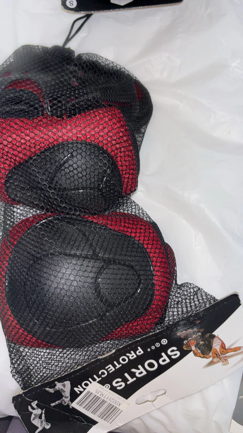 Sports Protection Helmet and Pads Set - photo 2