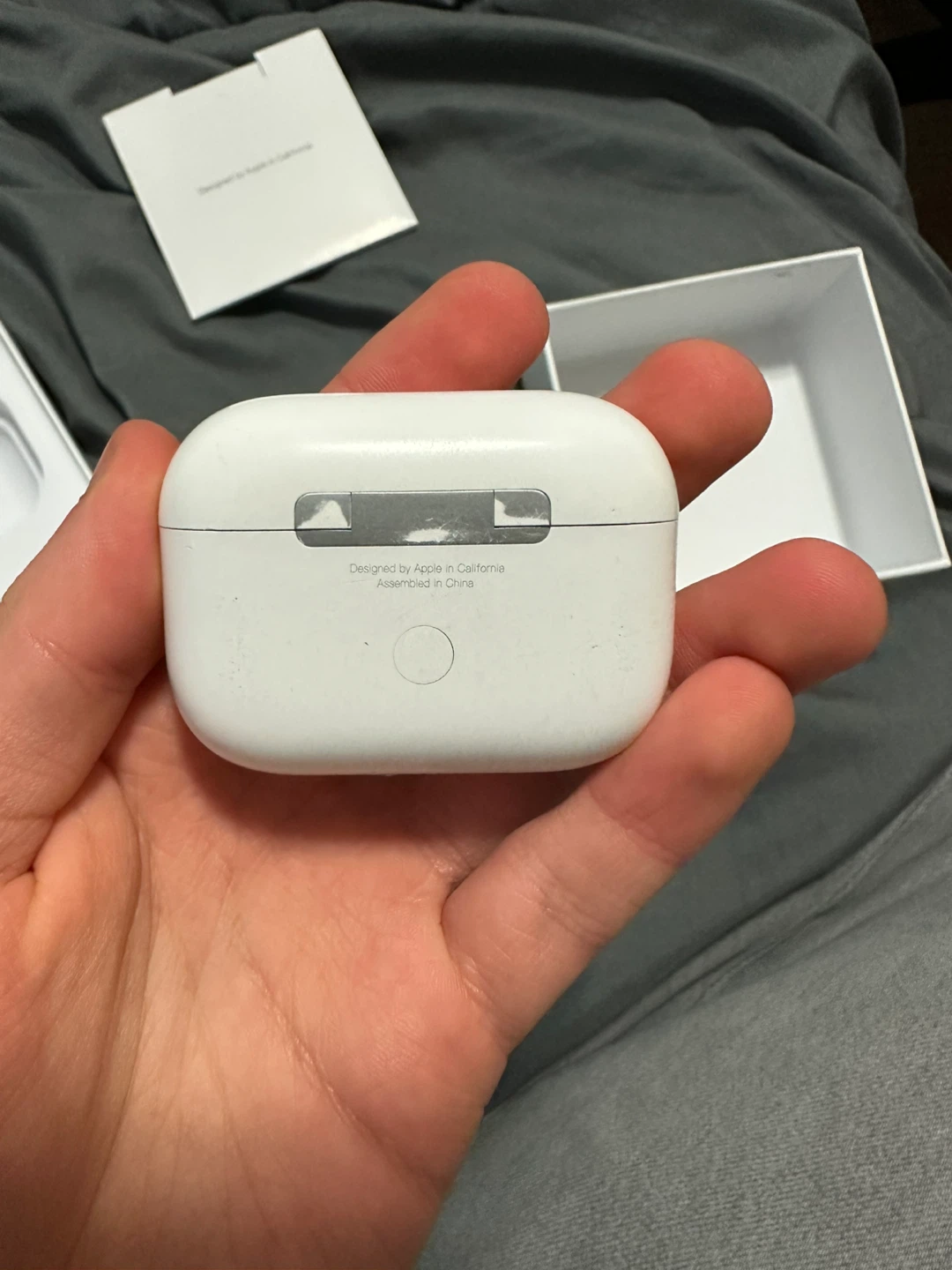Apple AirPods Pro (2nd generation) Charging Case & Earbuds - photo 4