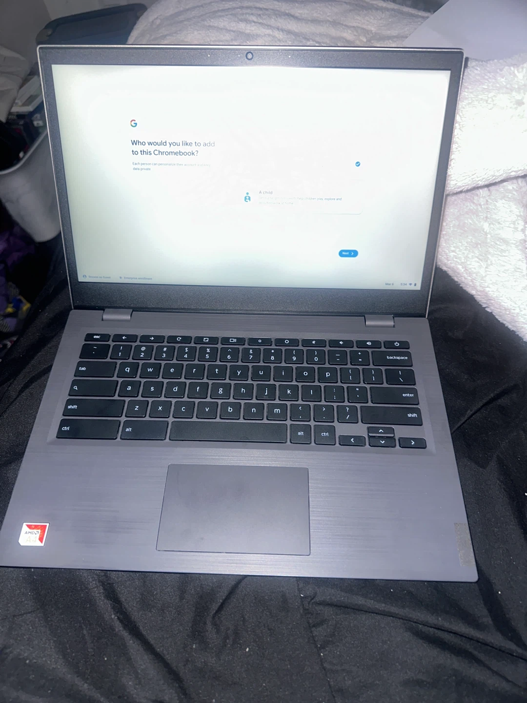 Lenovo Chromebook 14e WiFi 4GB RAM 32GB Storage Silver - photo 3
