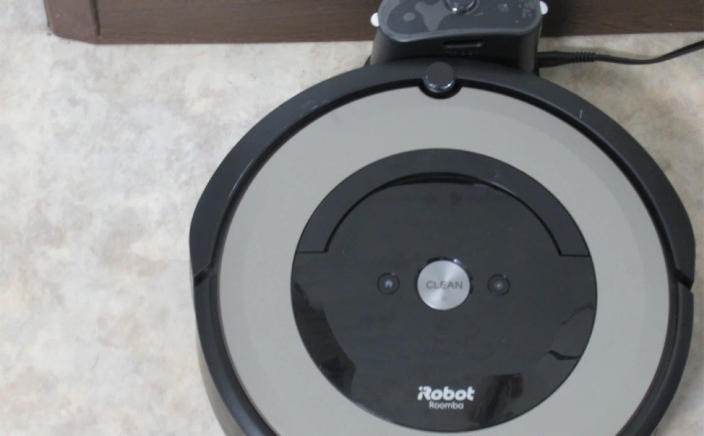 Parts***iRobot Roomba Robot Vacuum - photo 2