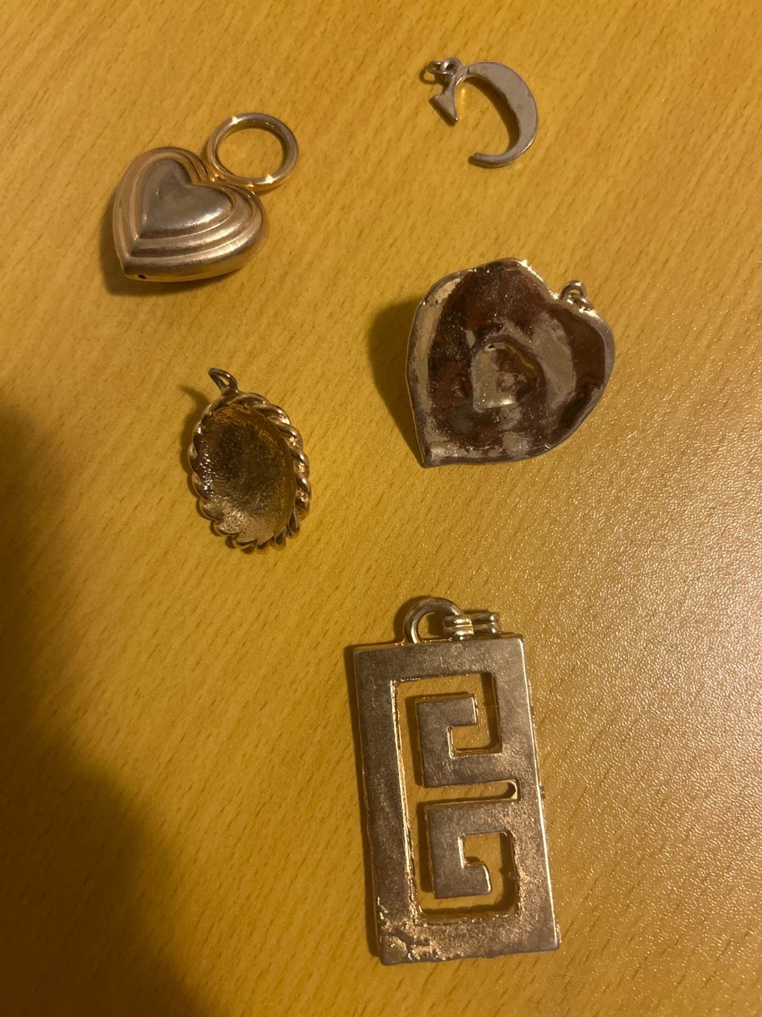 Lot of 5 Vintage Pendants - photo 2