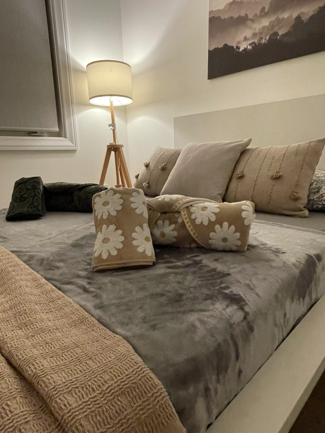 IKEA Queen Size Bed Frame with mattress - photo 3