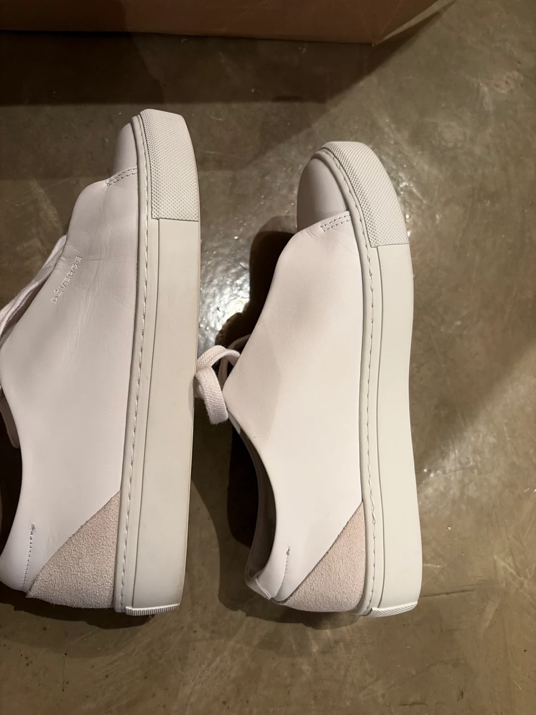 Diverge White Leather Sneakers Size 38 - photo 3