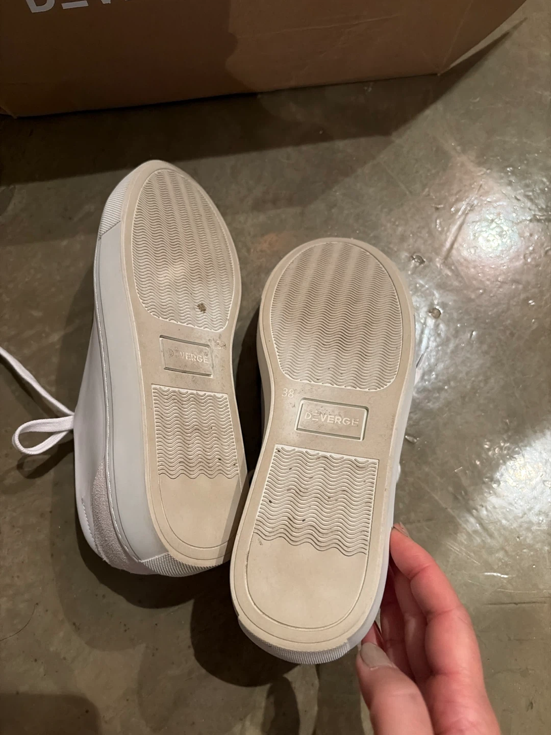 Diverge White Leather Sneakers Size 38 - photo 2