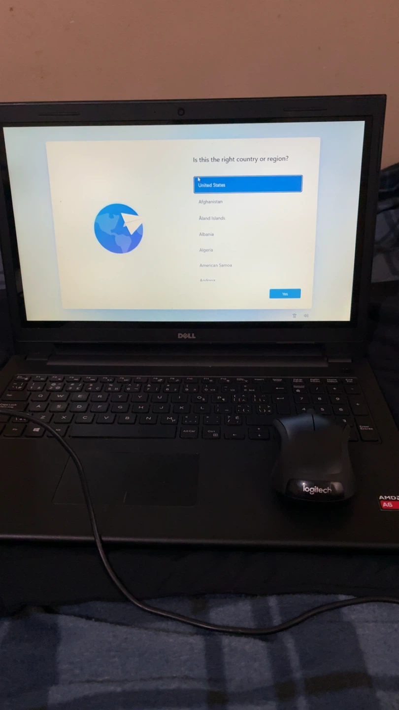Dell Inspiron 15 Laptop (15.6”)