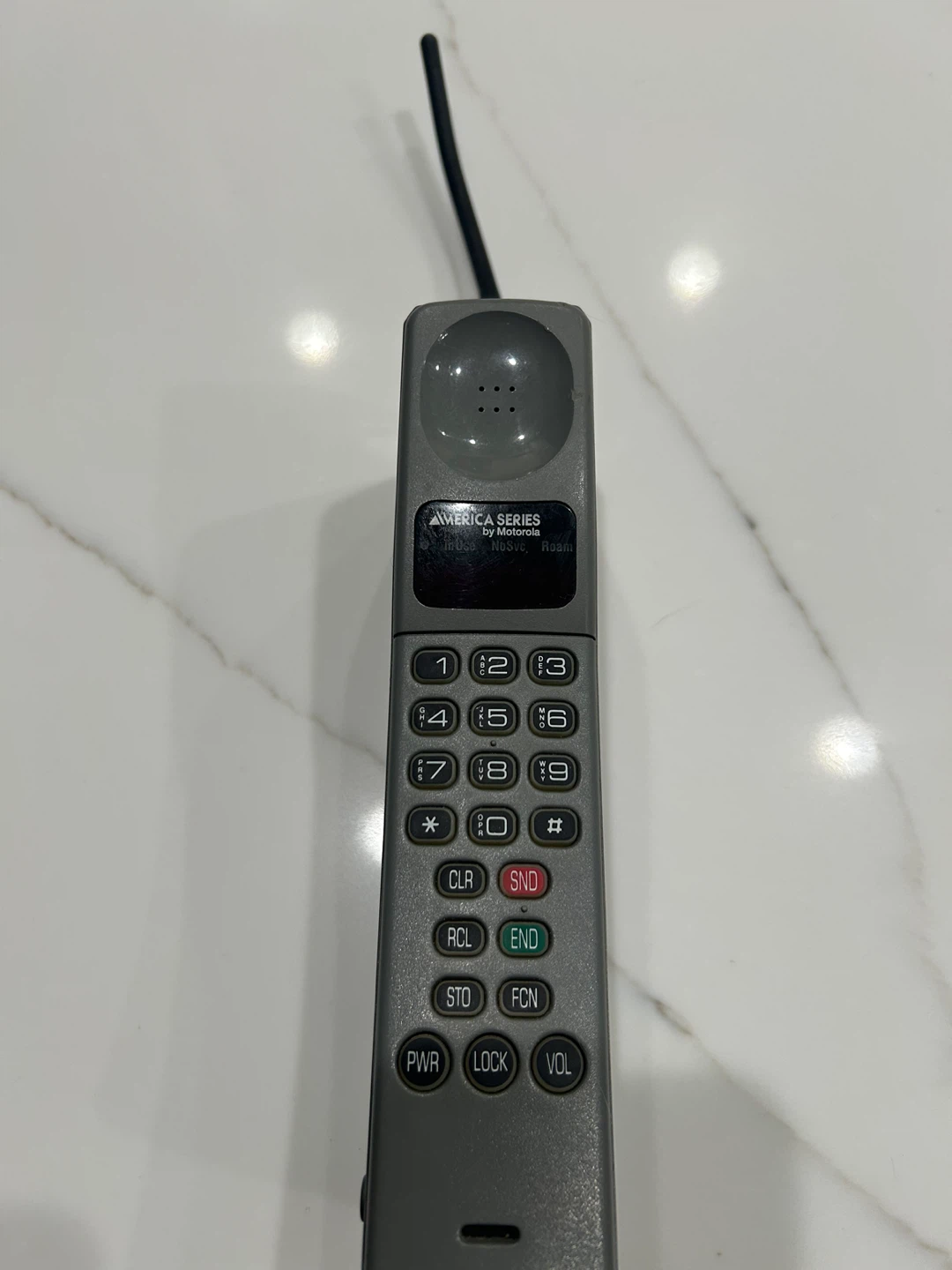 Rare Motorola DynaTAC "Brick Phone" America Series Cell Phone