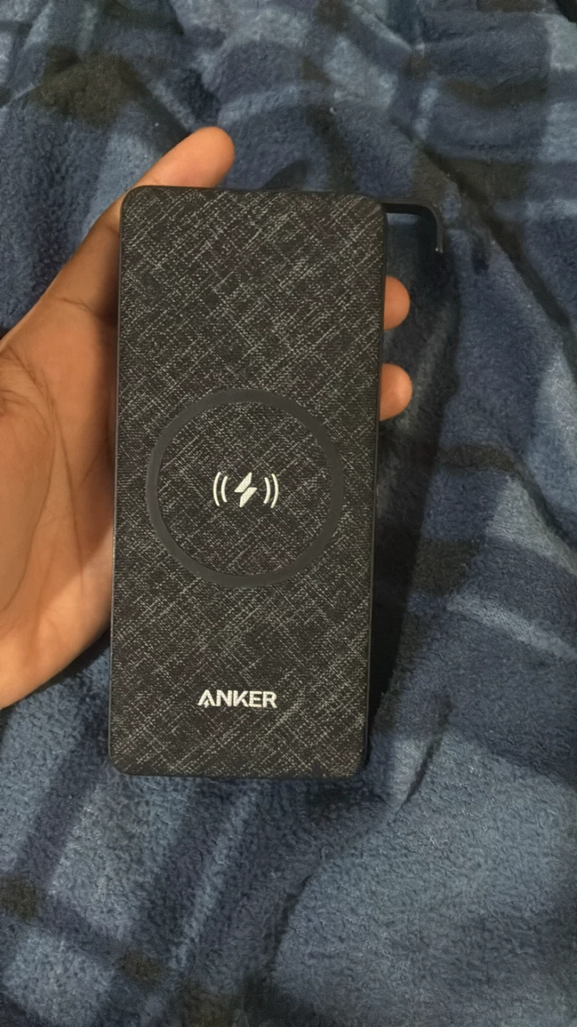 Anker Wireless Power Bank – Portable Phone Charger - photo 2
