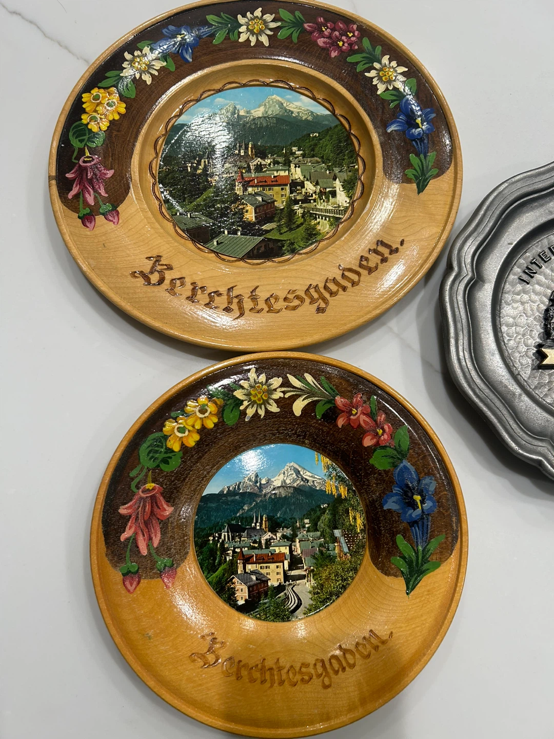 Pewter Decorative Plate - Internationaler Wandertag
