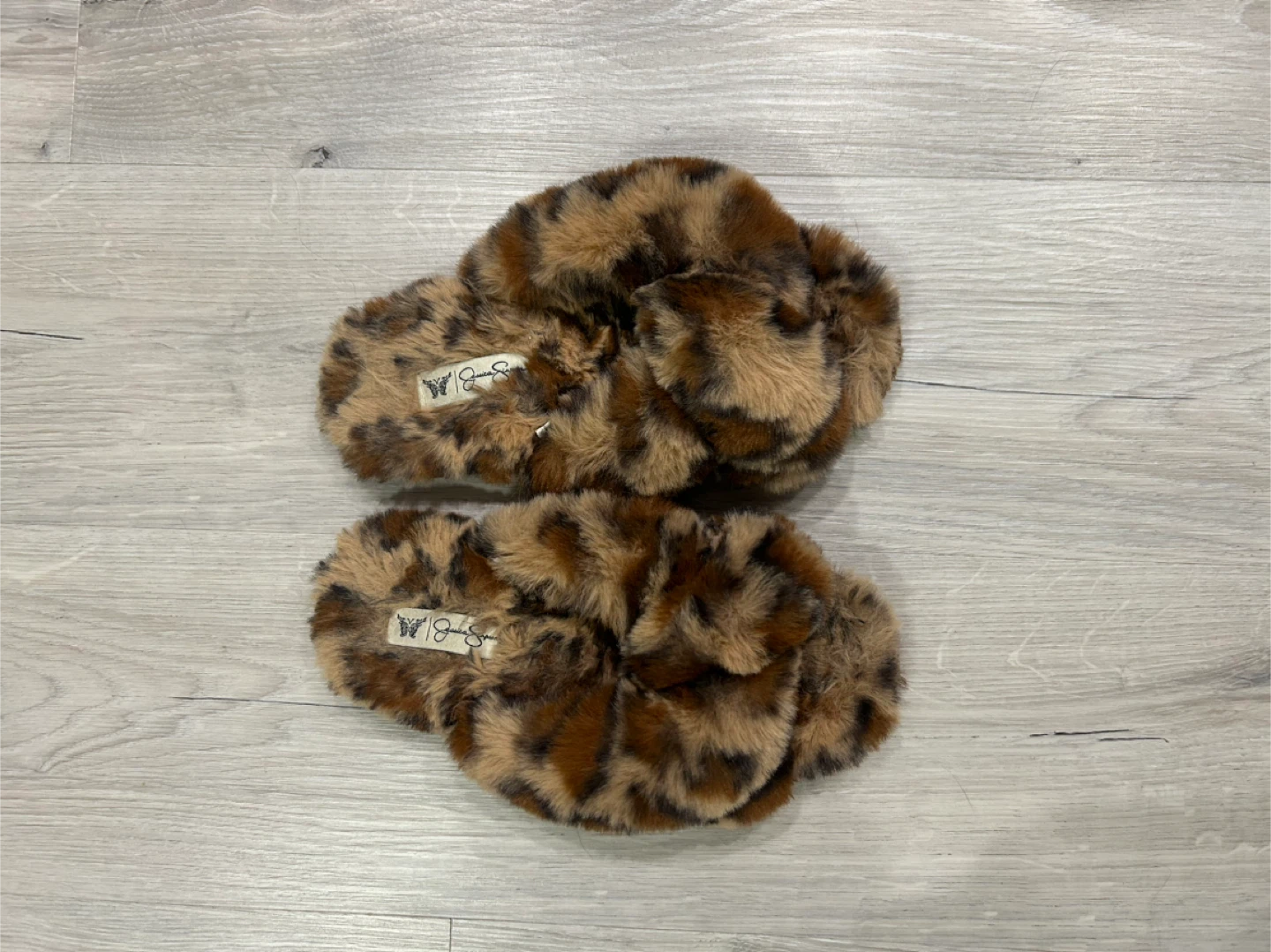 Jessica Simpson Faux Fur Leopard Print Slippers