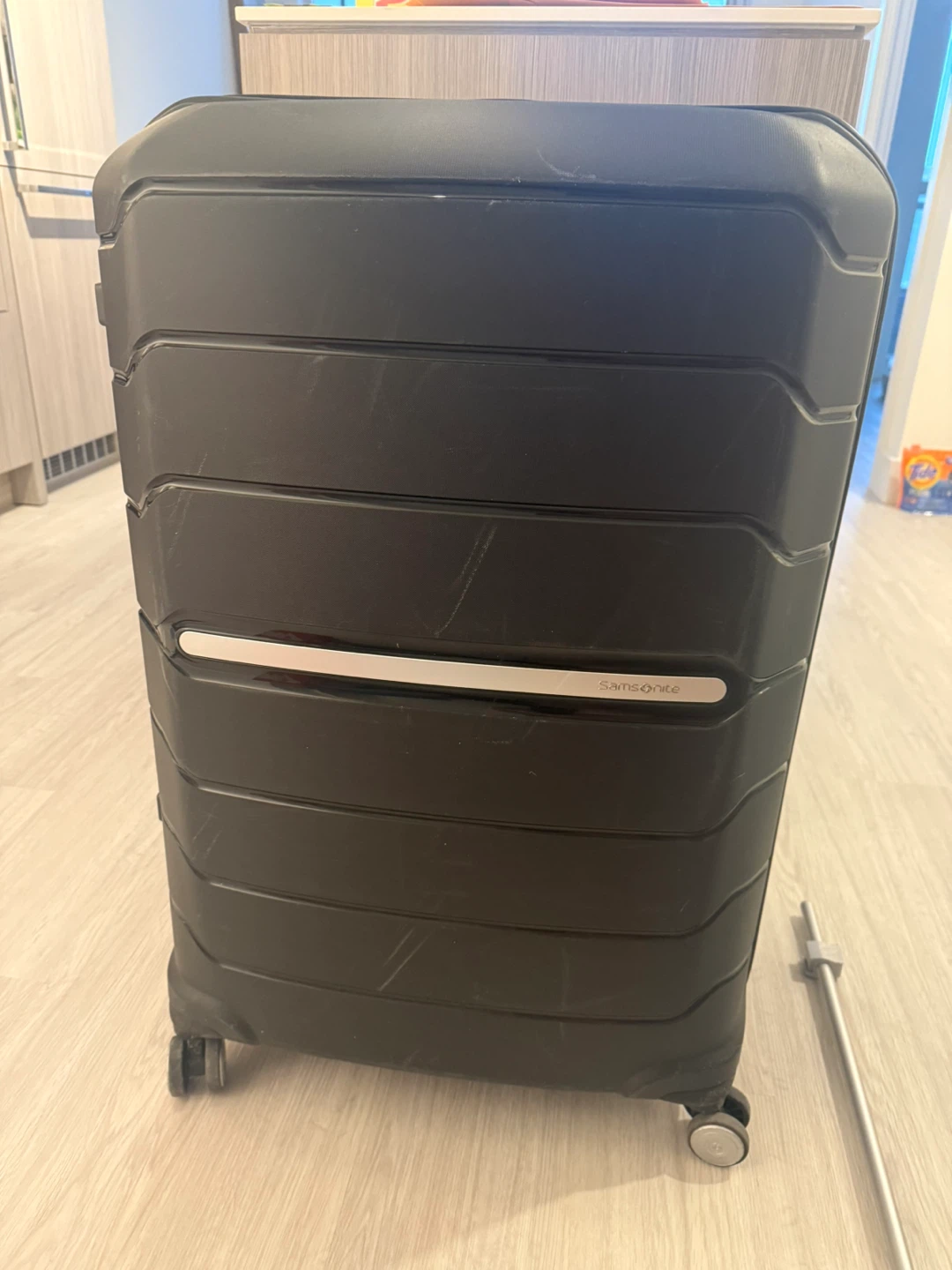 Used Samsonite Freeform Spinner Large Luggage - photo 2
