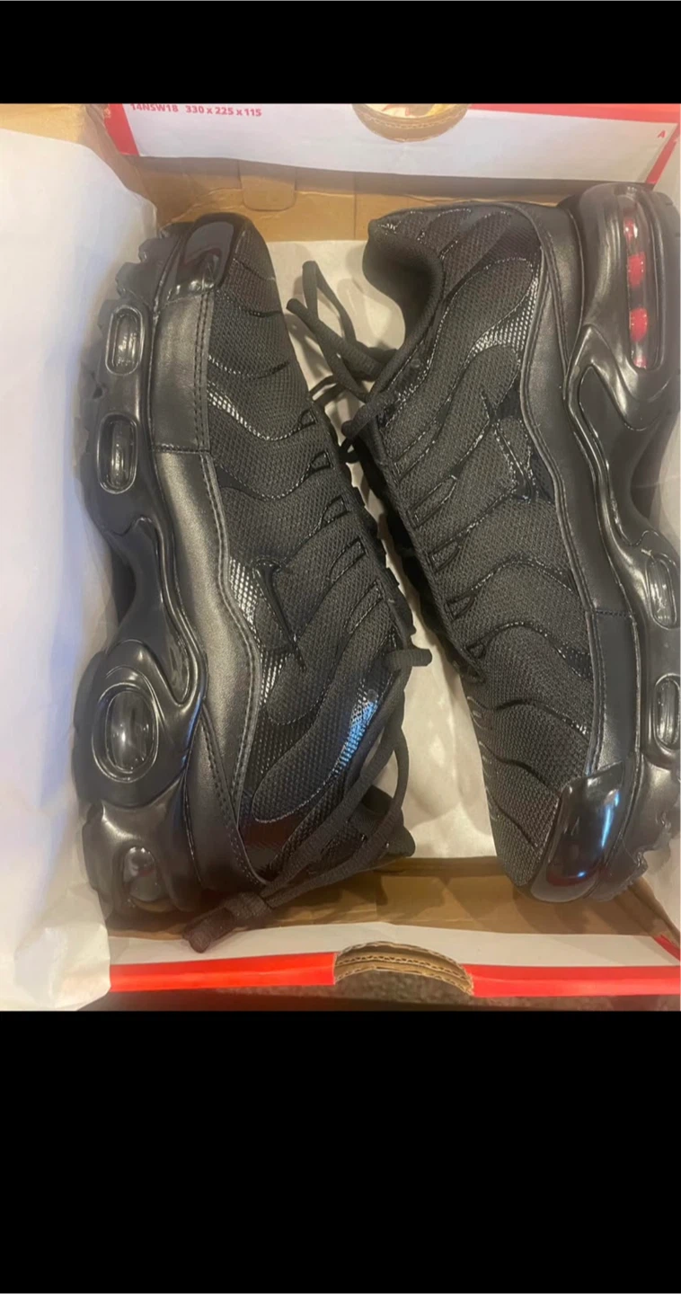 Nike Air Max Plus Black