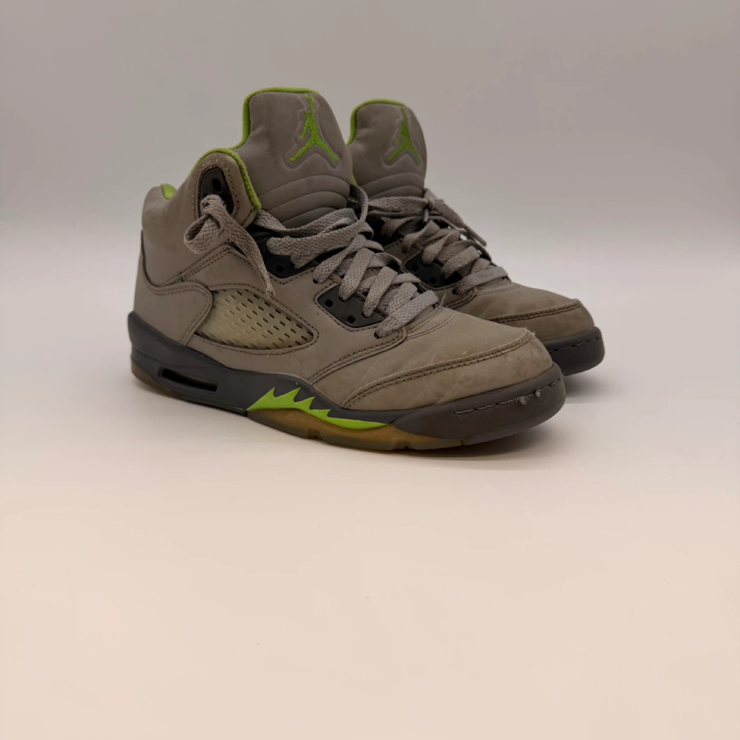 Nike Air Jordan 5 Retro SE Craft Taupe Haze Green Youth Size 5Y