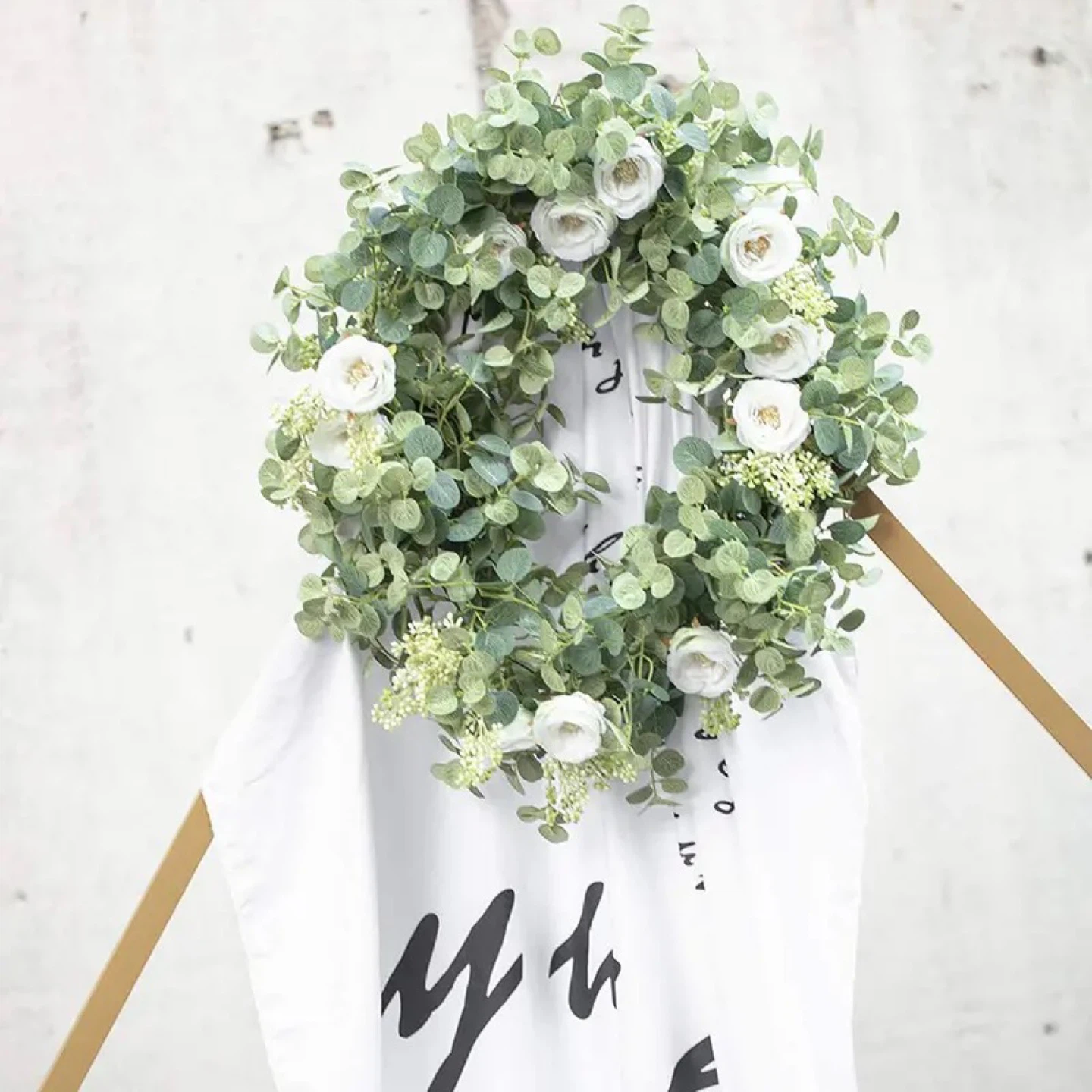 Rose garland/ eucalyptus - photo 3