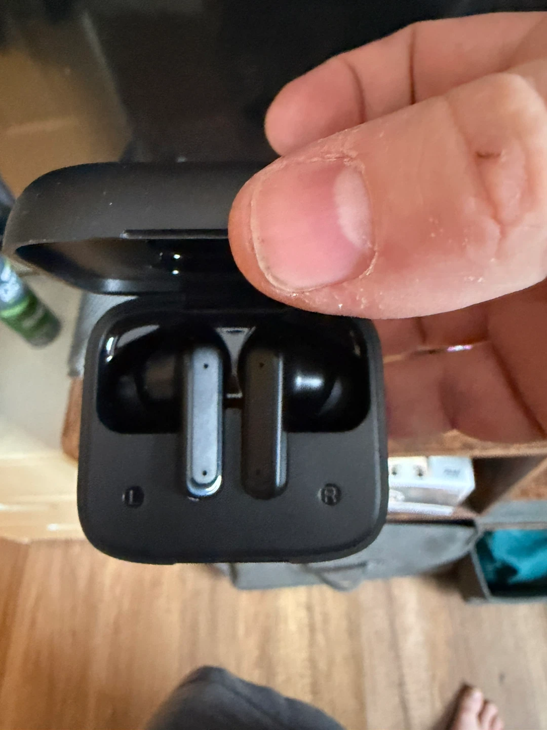 Itouch earbuds - photo 2
