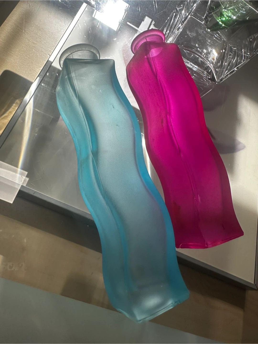 IKEA Vintage Vases Set of 2 (Blue & Pink) - photo 2