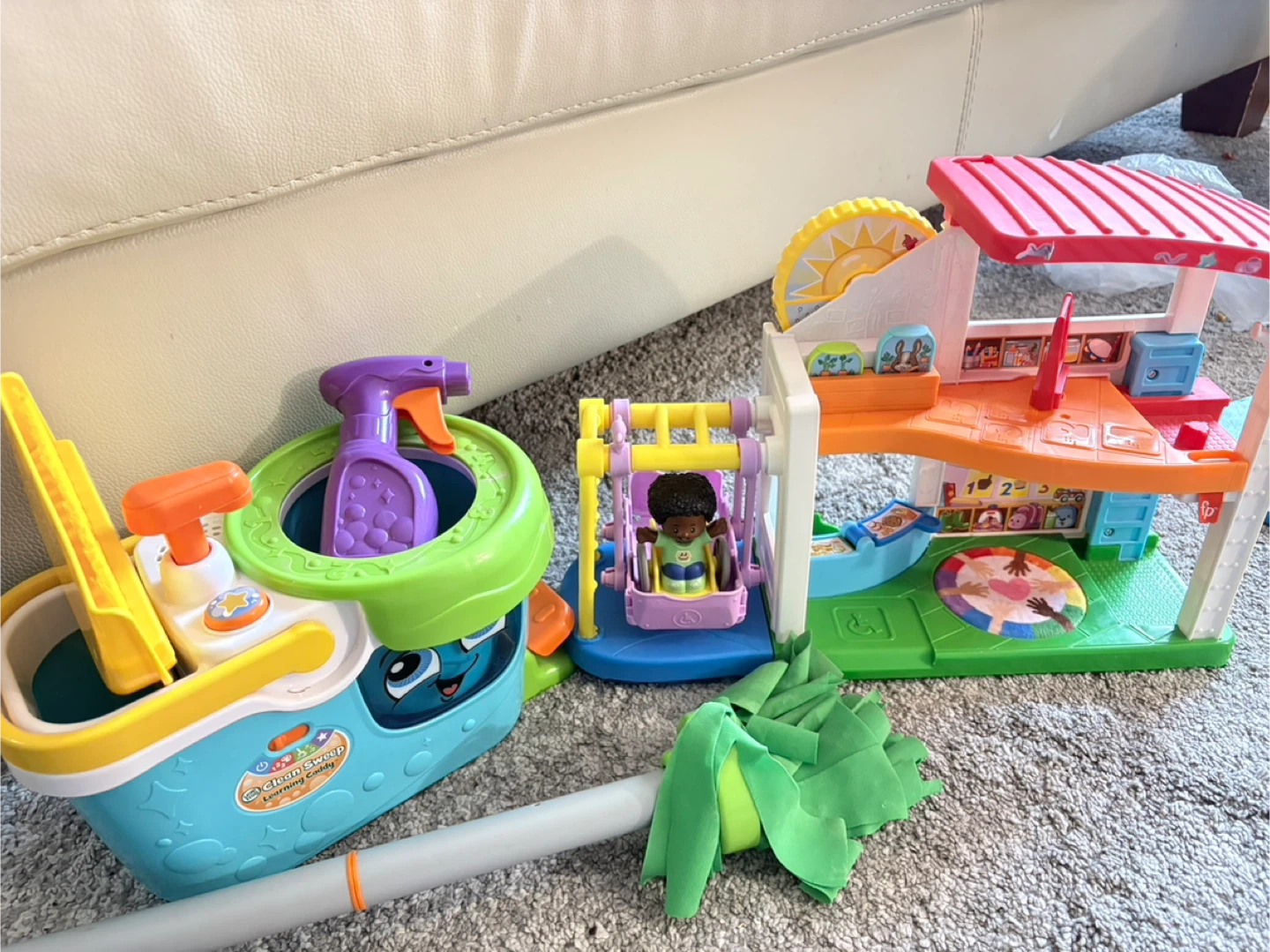 LeapFrog Clean Sweep Learning Caddy Toy