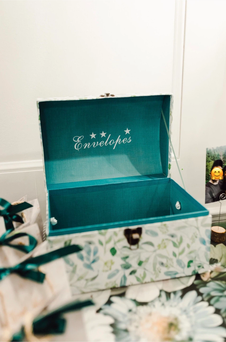 Decorative storage box for envelopes/ money box for wedding