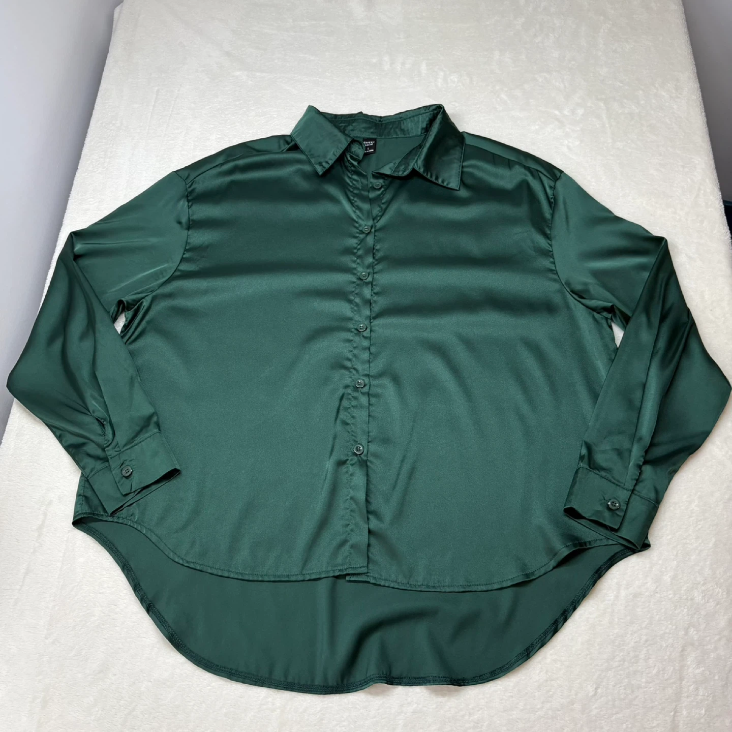 Emery Rose Green Satin Oversized Button Down Long Sleeve Shirt L - photo 2