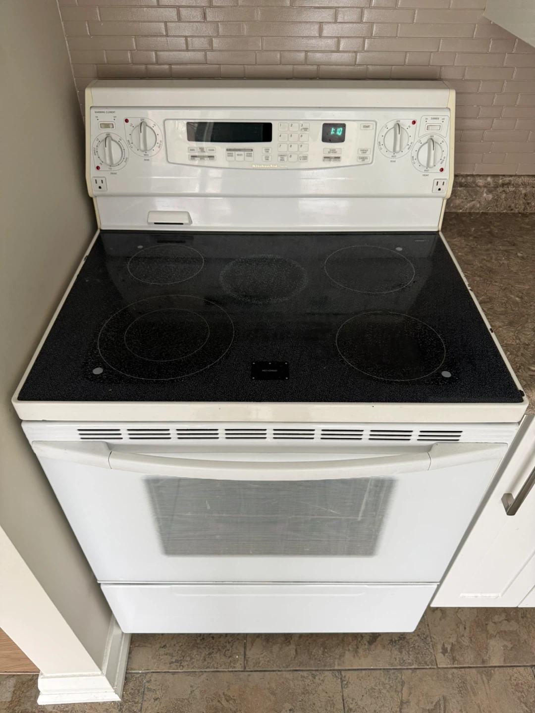 KitchenAid Electric Range with Convection Oven - photo 4