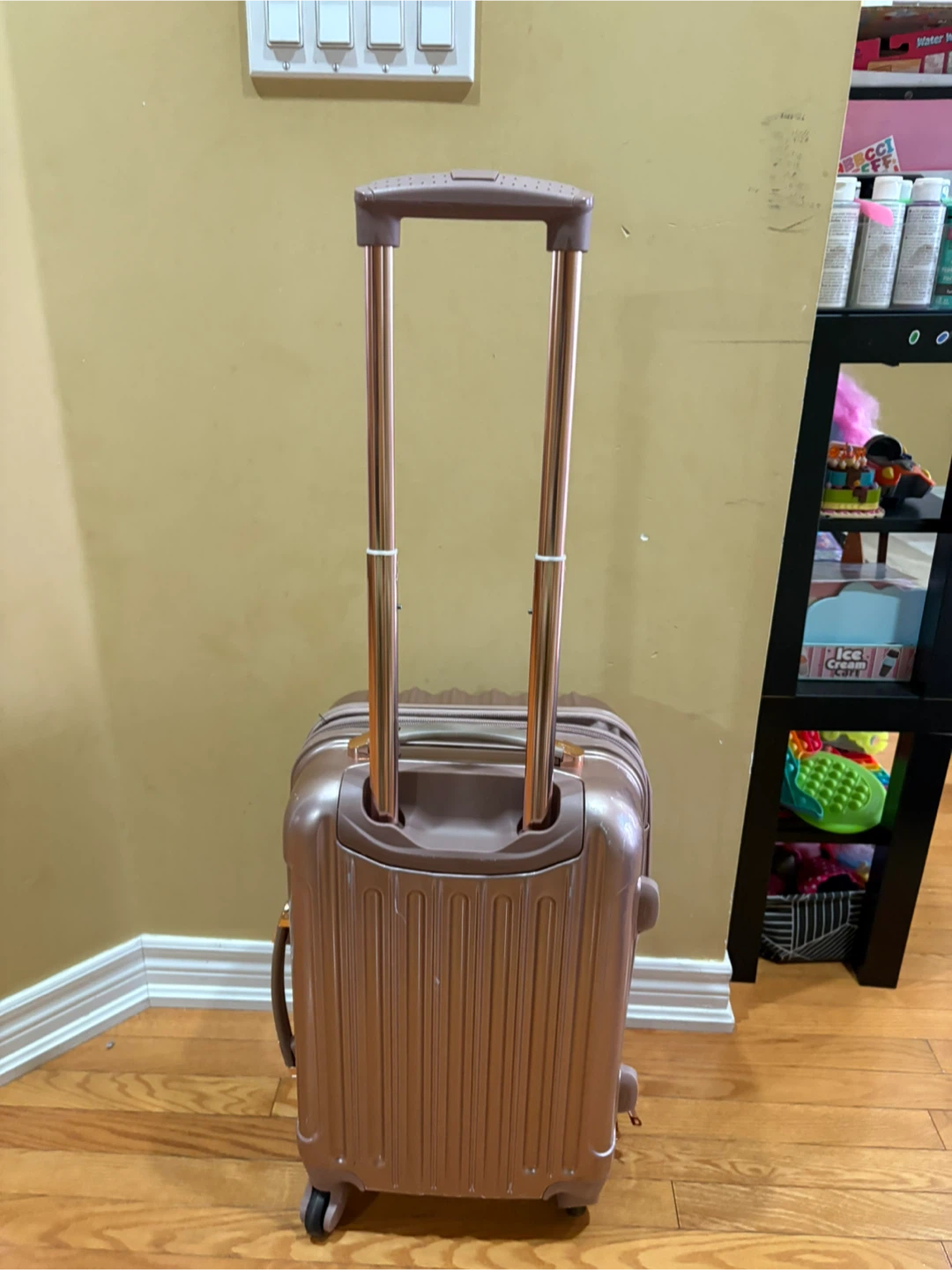 Kensie Rose Gold Carry-On Spinner Luggage - photo 4