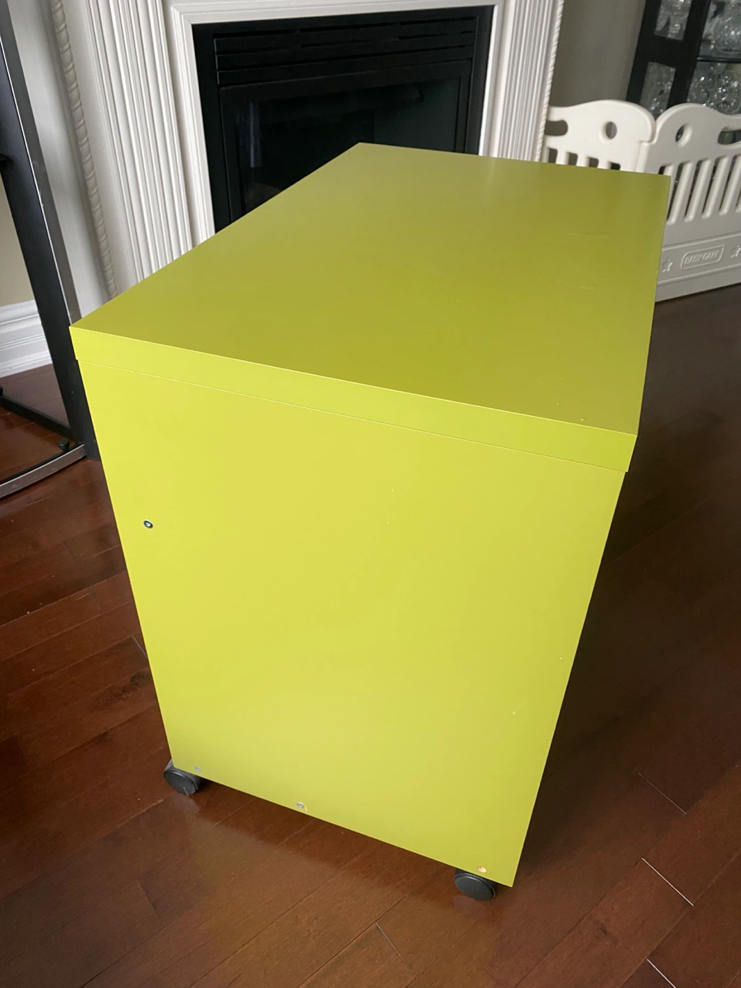 Lime green rolling desk with pull-out keyboard tray - photo 4