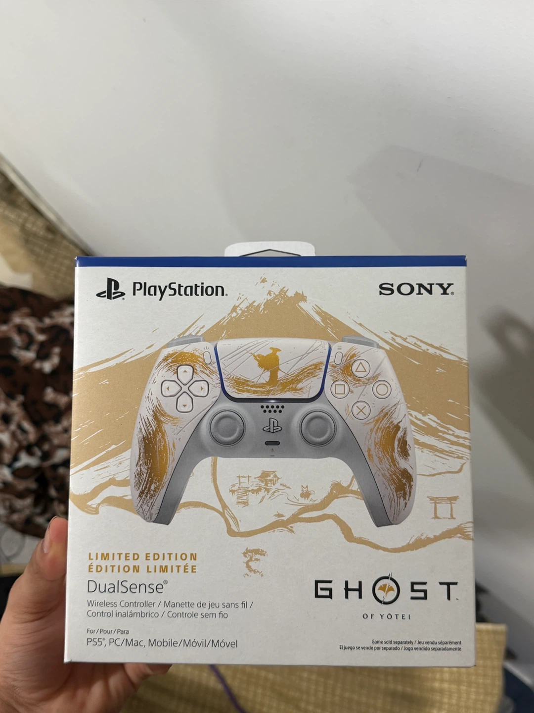 PlayStation Wireless Controller - Ghost of Yotei Edition - photo 2