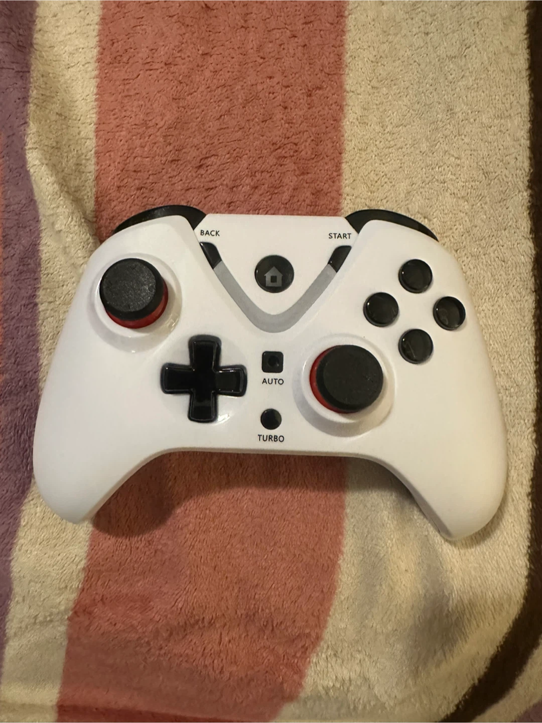 White Wireless Game Controller