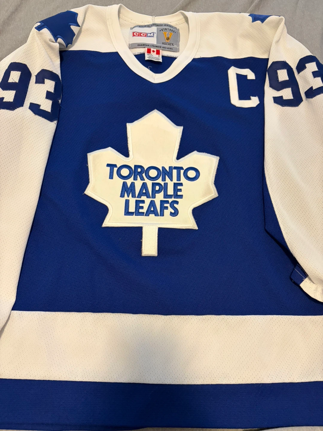 CCM Toronto Maple Leafs Gilmour #93 Hockey Jersey Size M