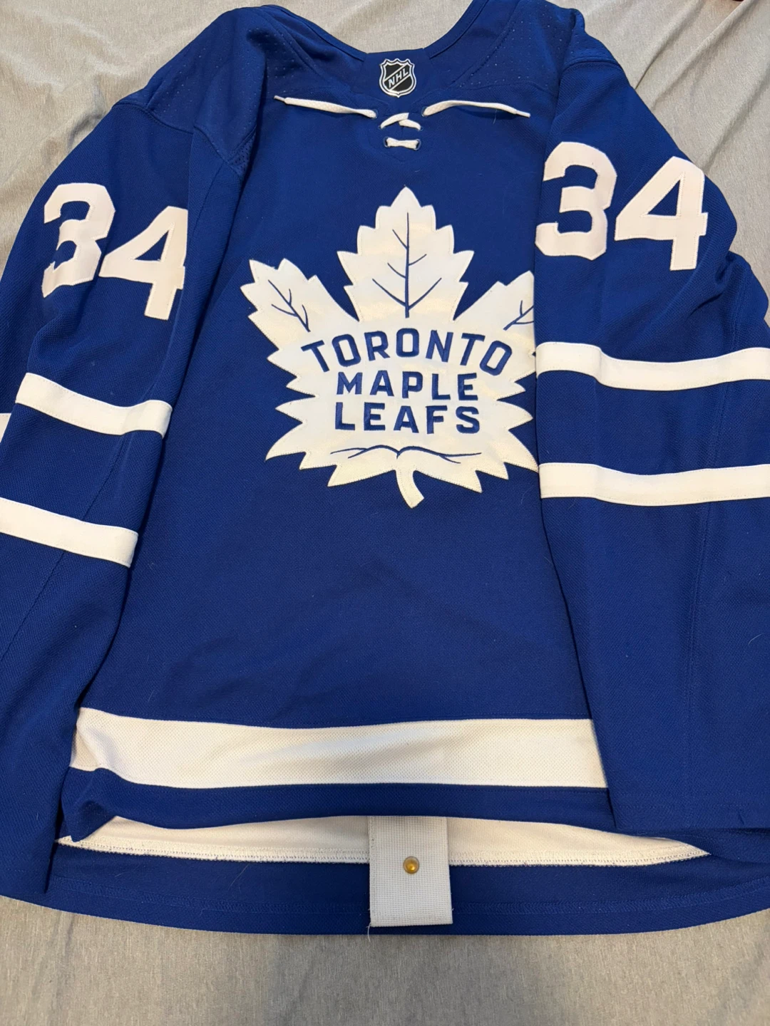 Maple Leafs Auston Matthews #34 Adidas Hockey Jersey Size 52