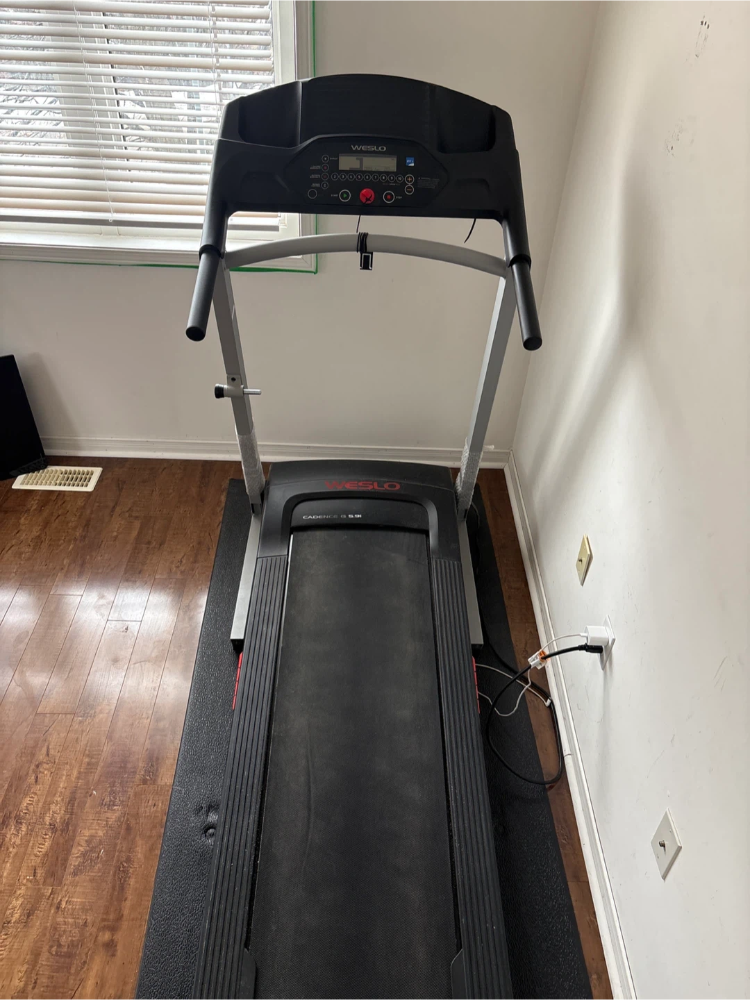 Weslo Cadence G 5.9 Treadmill - photo 3