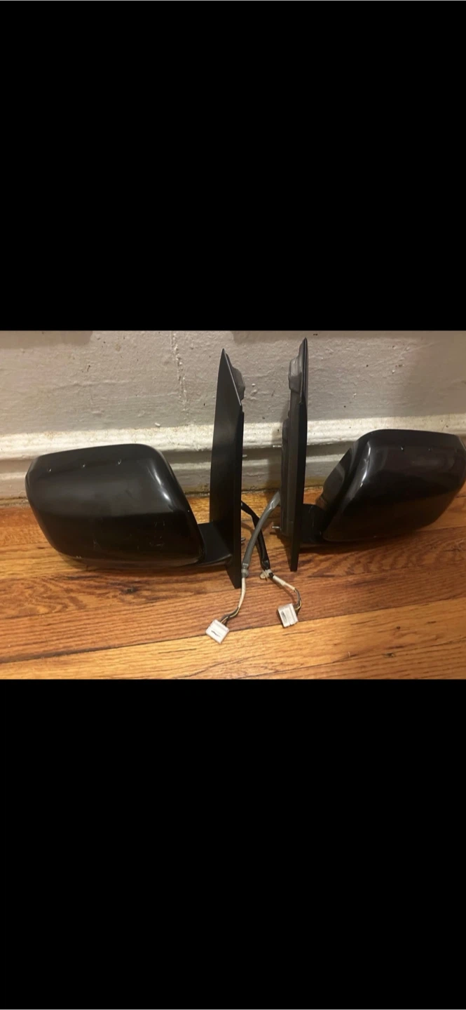 Pair of Black Side Mirrors