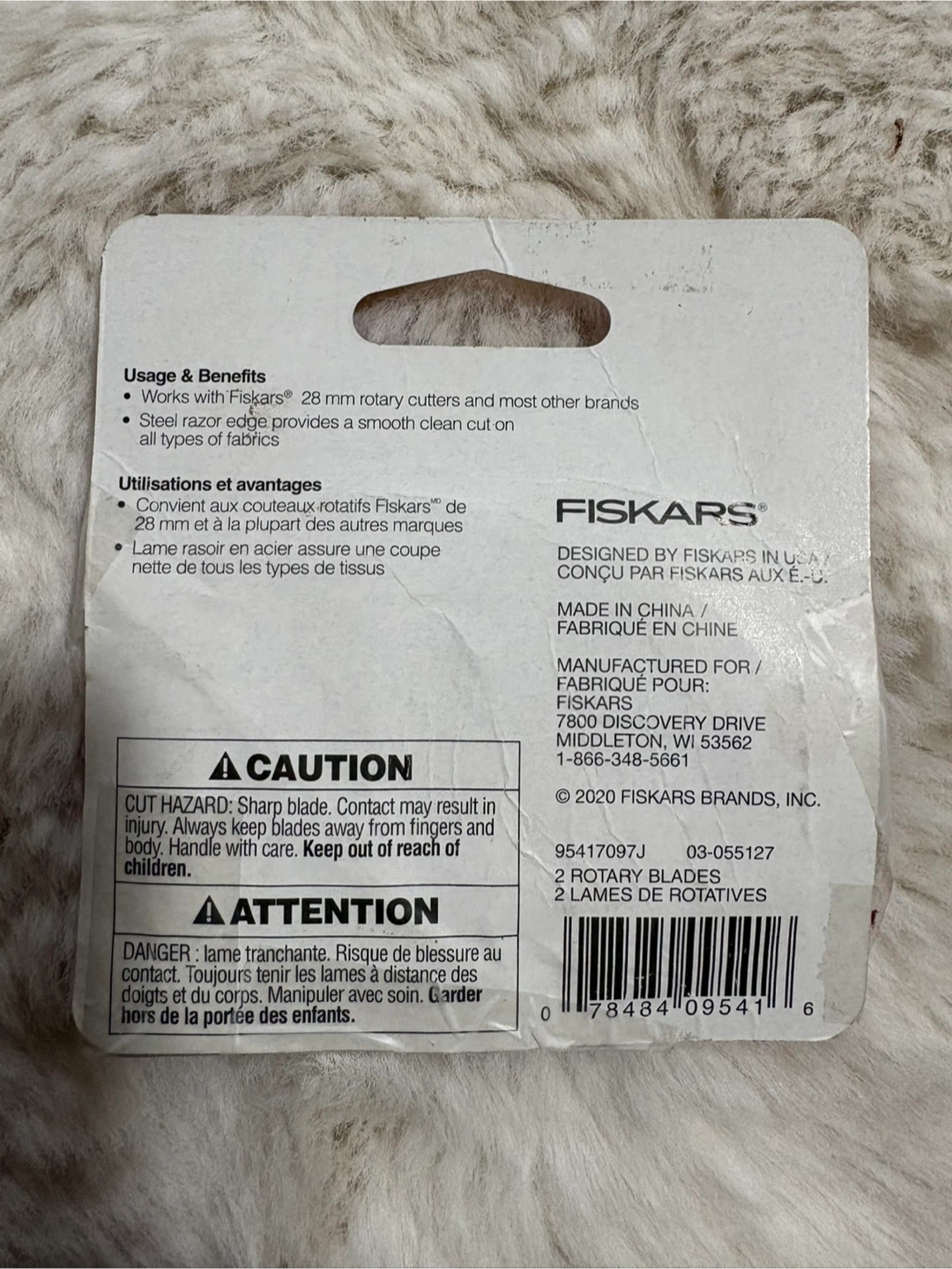 Fiskars 28mm Rotary Cutter Blades - photo 2