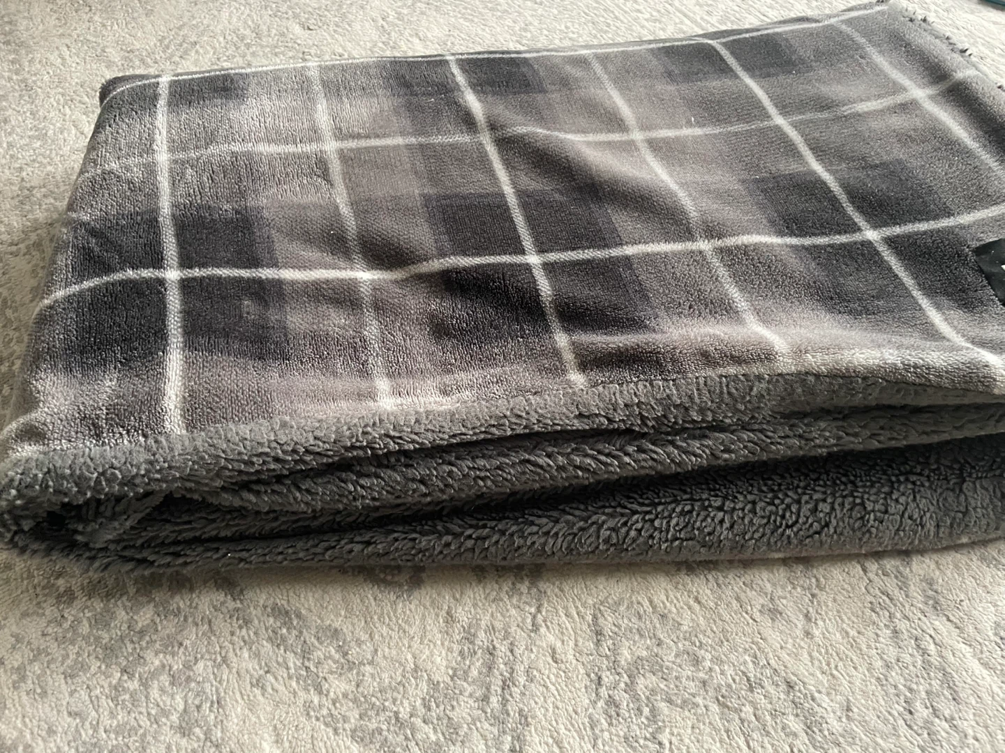 Indigo Plaid Fleece Blanket/throw. - photo 3