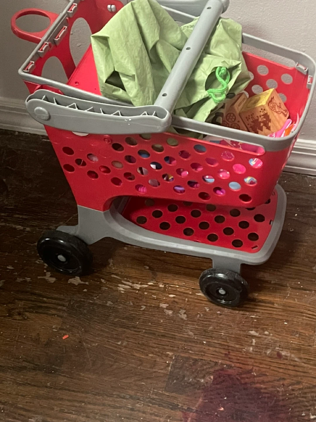 Little Tikes Pink Princess Ride-On Car with Accessories - photo 5