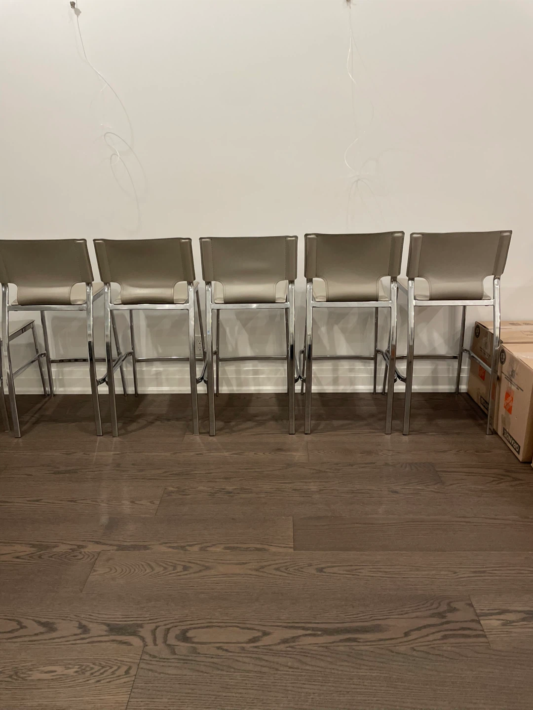 SET OF BARSTOOLS AND 1 CHAIiR - photo 2