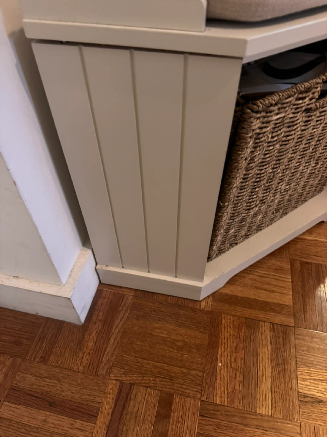 Corner Storage Bench Seat with Wicker Basket - photo 4